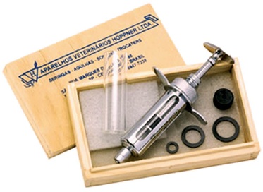 Seringa Veterinária Modelo 68 com Estojo 25 ml  